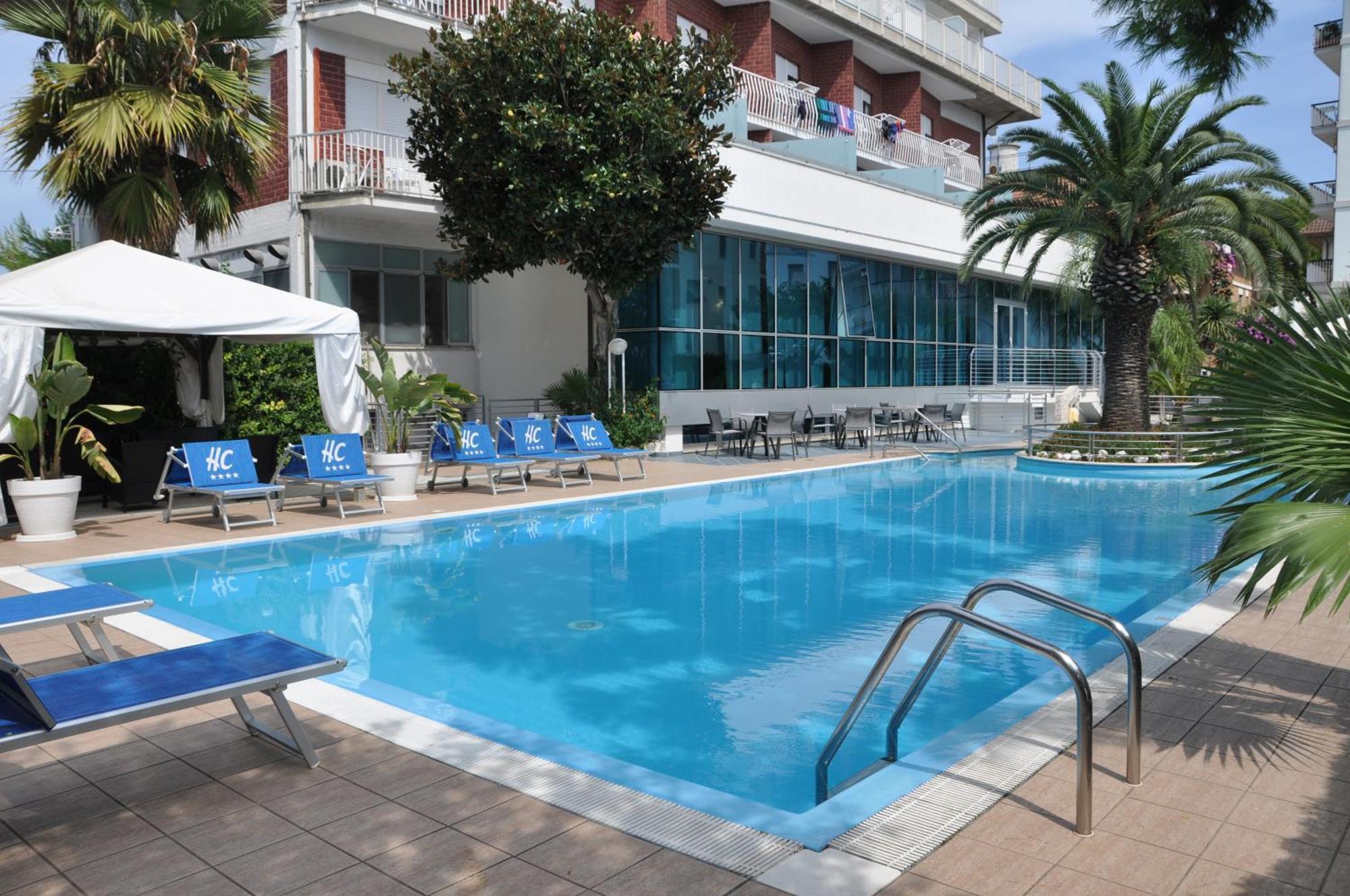 Hotel Haus Charlotte San Benedetto del Tronto Buitenkant foto