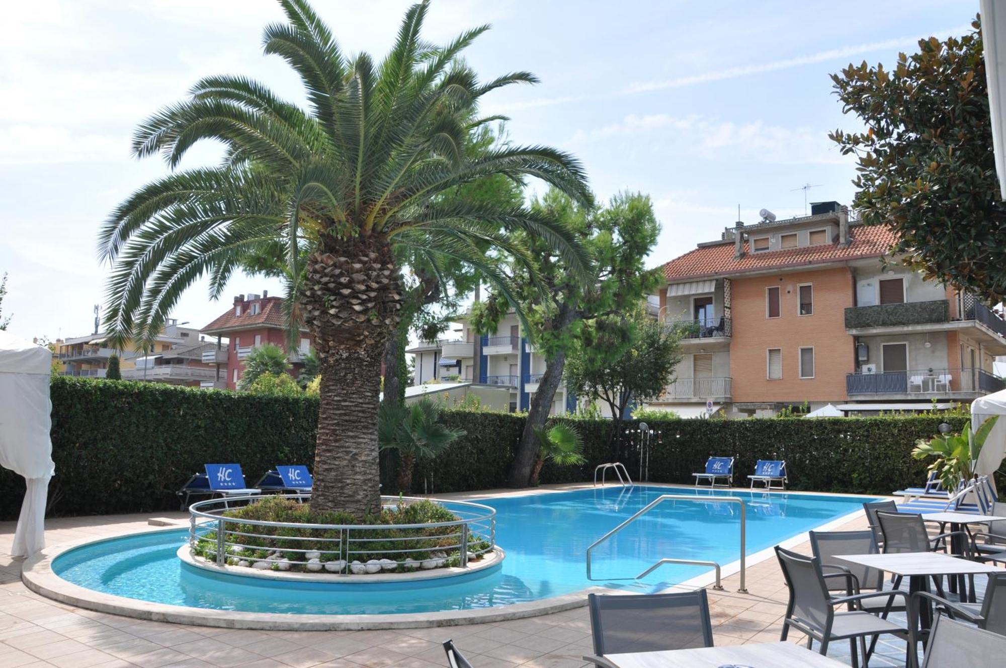 Hotel Haus Charlotte San Benedetto del Tronto Buitenkant foto