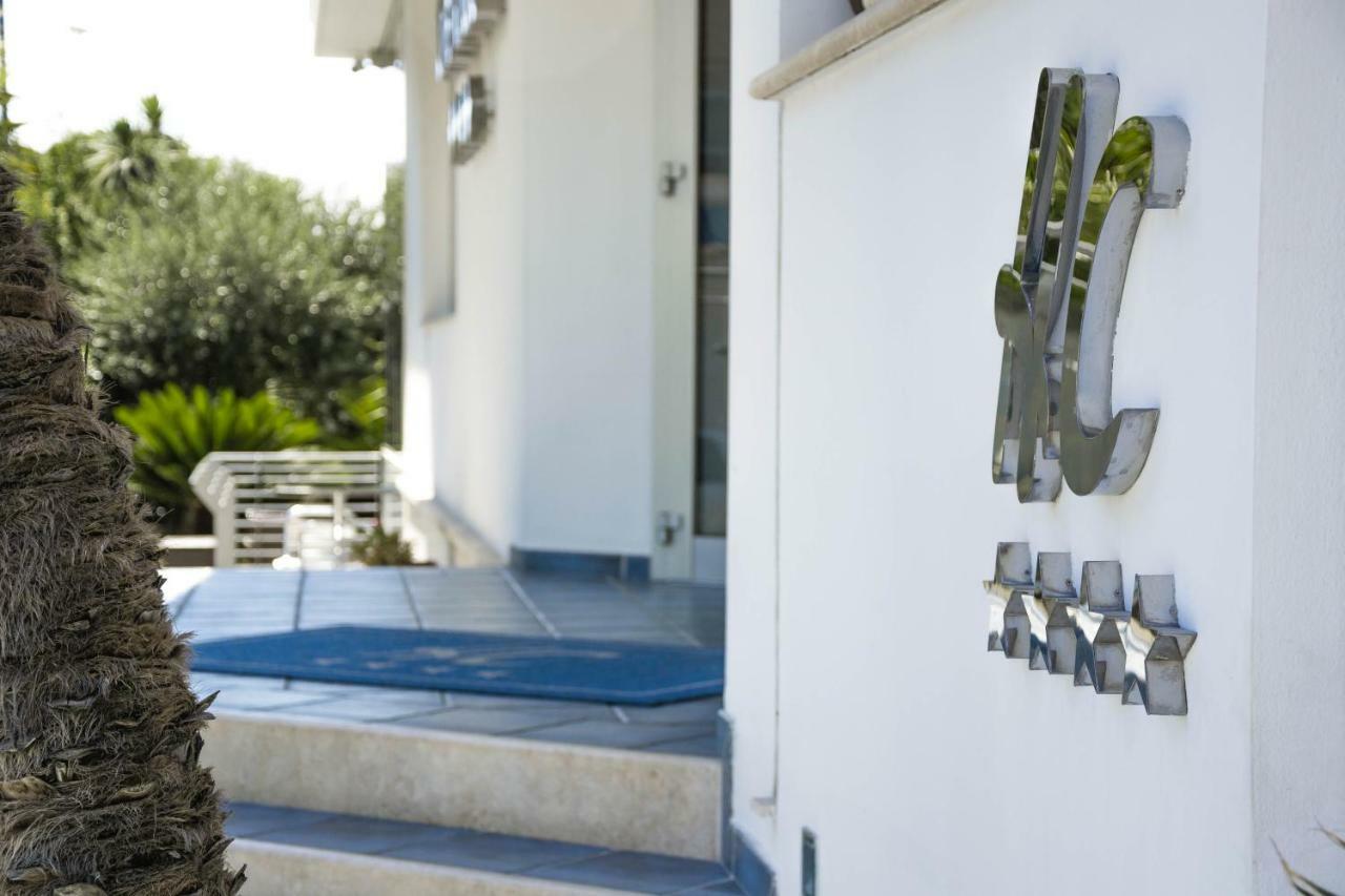 Hotel Haus Charlotte San Benedetto del Tronto Buitenkant foto